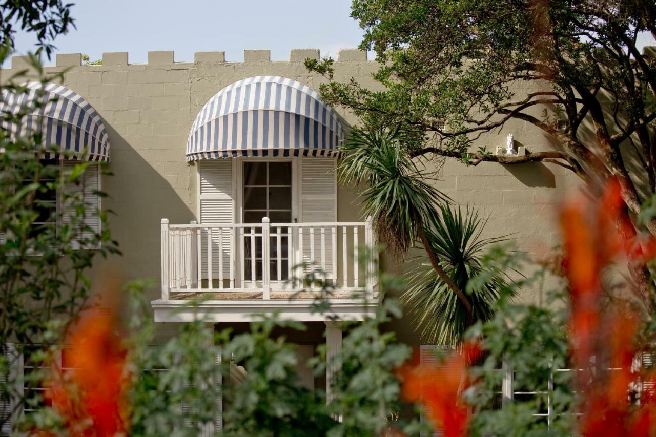 The Castle - Villa By The Sea Cowes Exterior foto